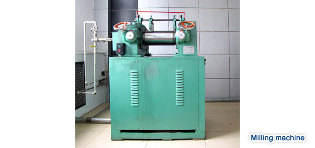 Milling machine
